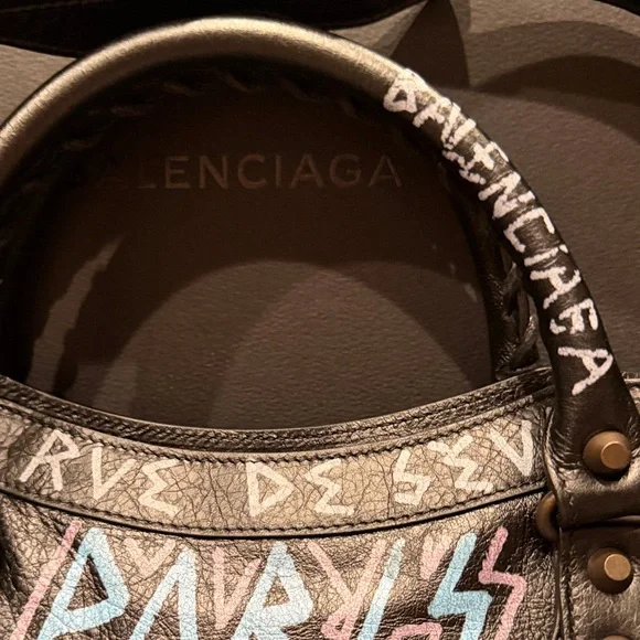 Balenciaga Black Graffiti Classic City Bag - Limited Edition- RARE - Picture 9 of 16